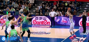 内线进攻犀利!胡金秋13中11砍下25分&抢到5个前场板 正负值+13